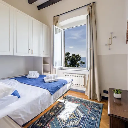 Vivo - Sea View | 2br| Ac| Wifi| La Casa Marinaio Apartment *